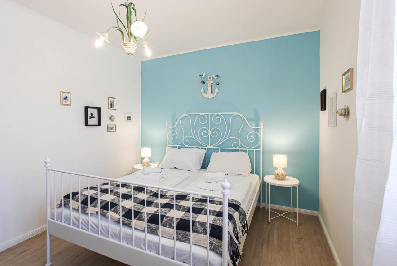 בפורטורוז Sherlock'S Holidays Boutique Rooms מראה חיצוני תמונה